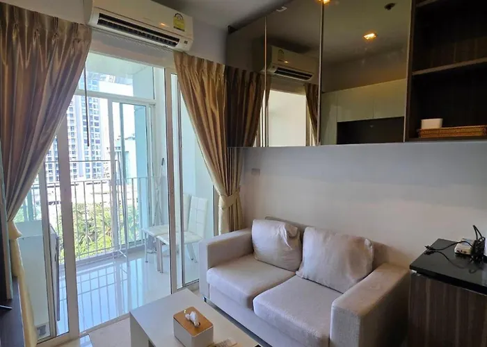 ให้เช่าคอนโดติดบีทีเอสอ่อน นุช 0 เมตร เตียงคิงไซส์ * Bangkok